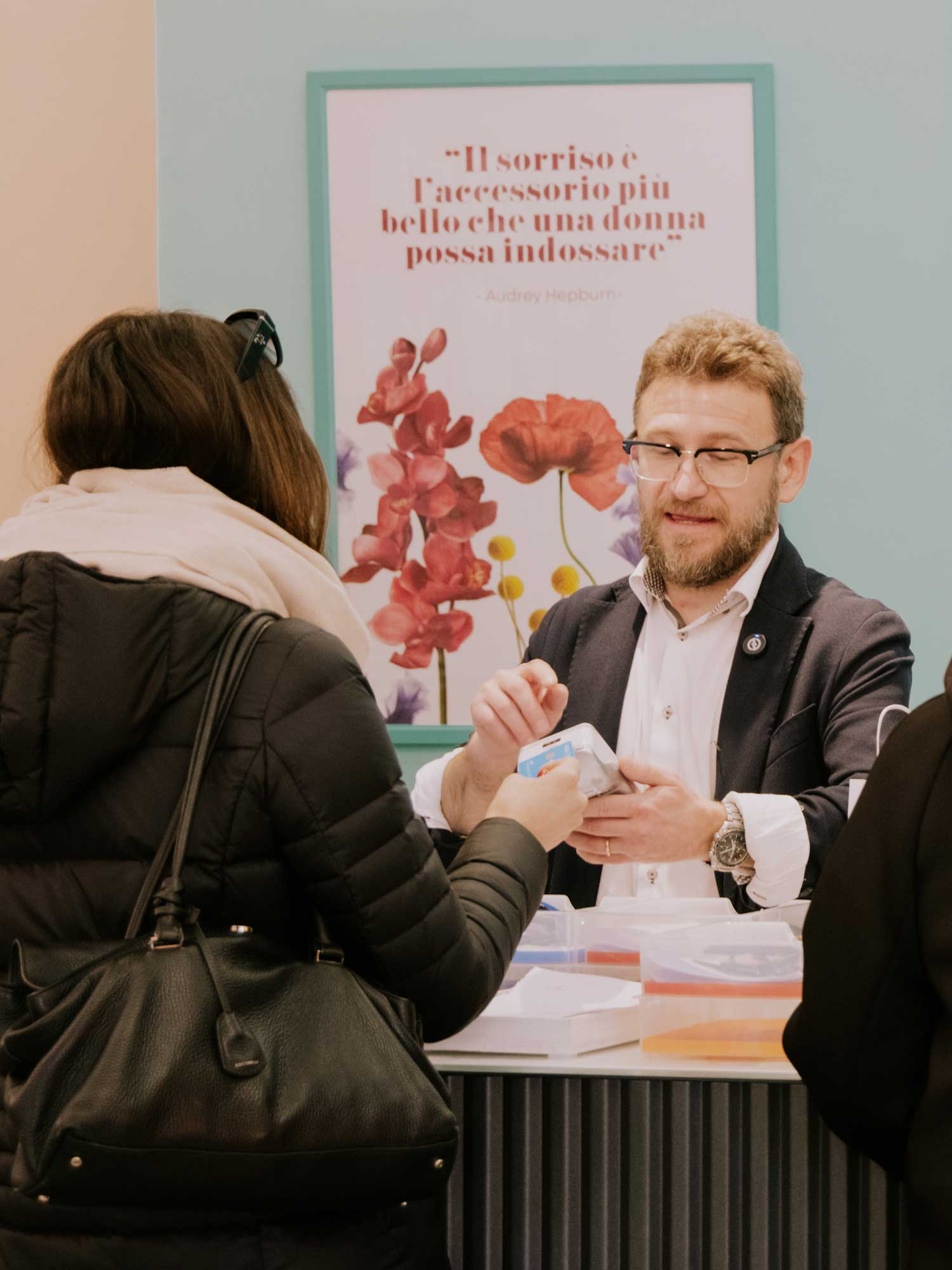 servizio post vendita esame della vista ottica sipario alba