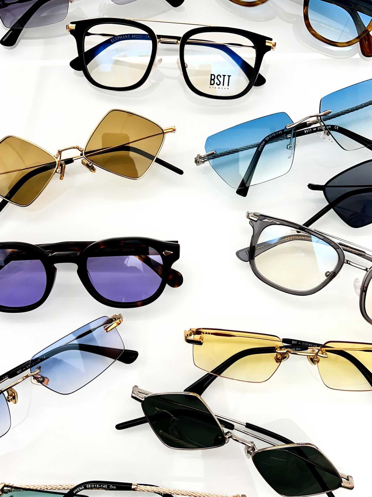 occhiali da sole lenti colorate ottica sipario alba