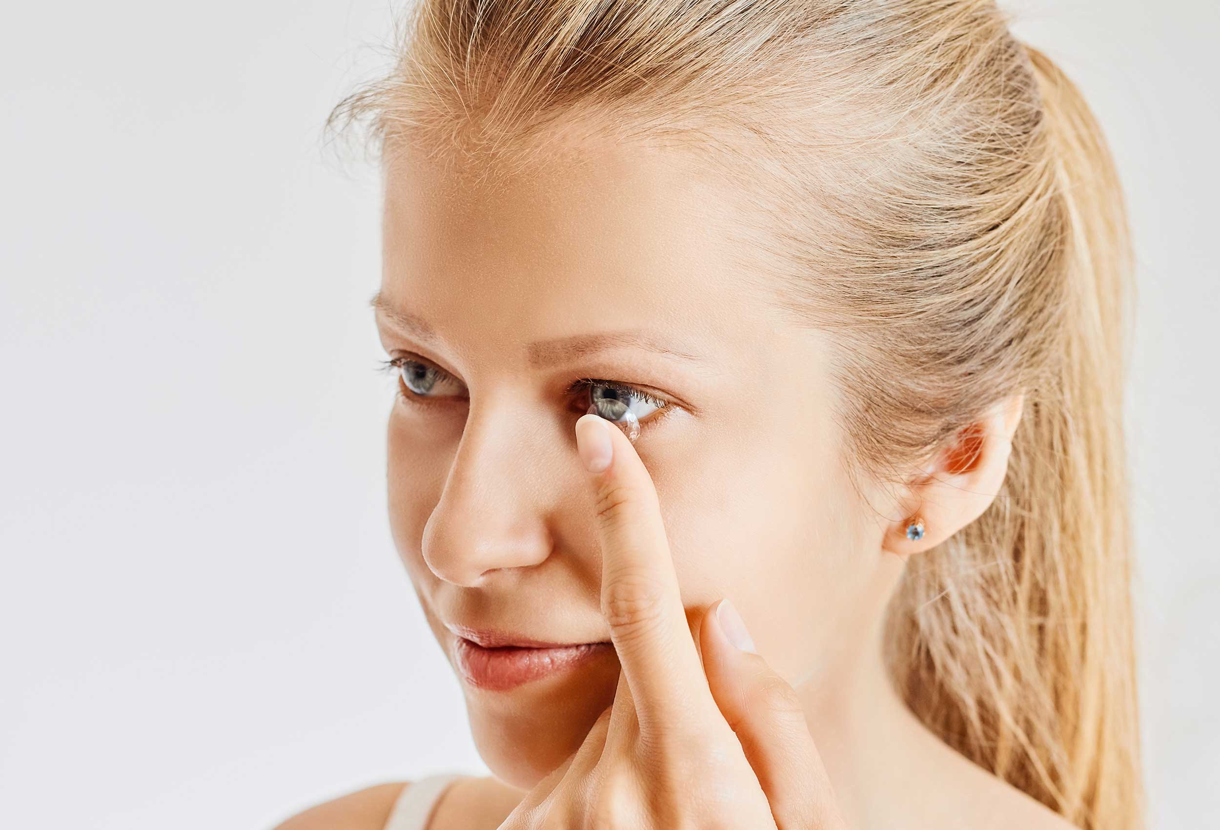 Lenti a contatto ottica sipario alba